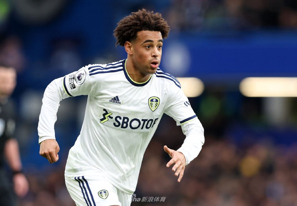 战术选择受 战术选择受