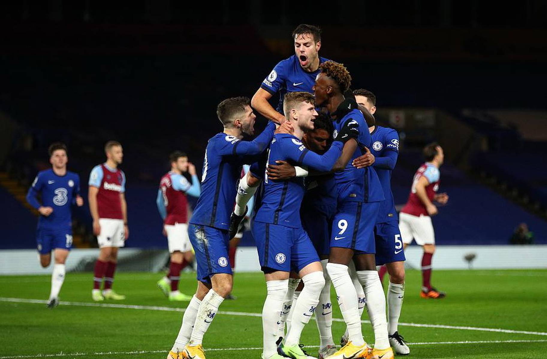 稳与前锋线 稳与前锋线