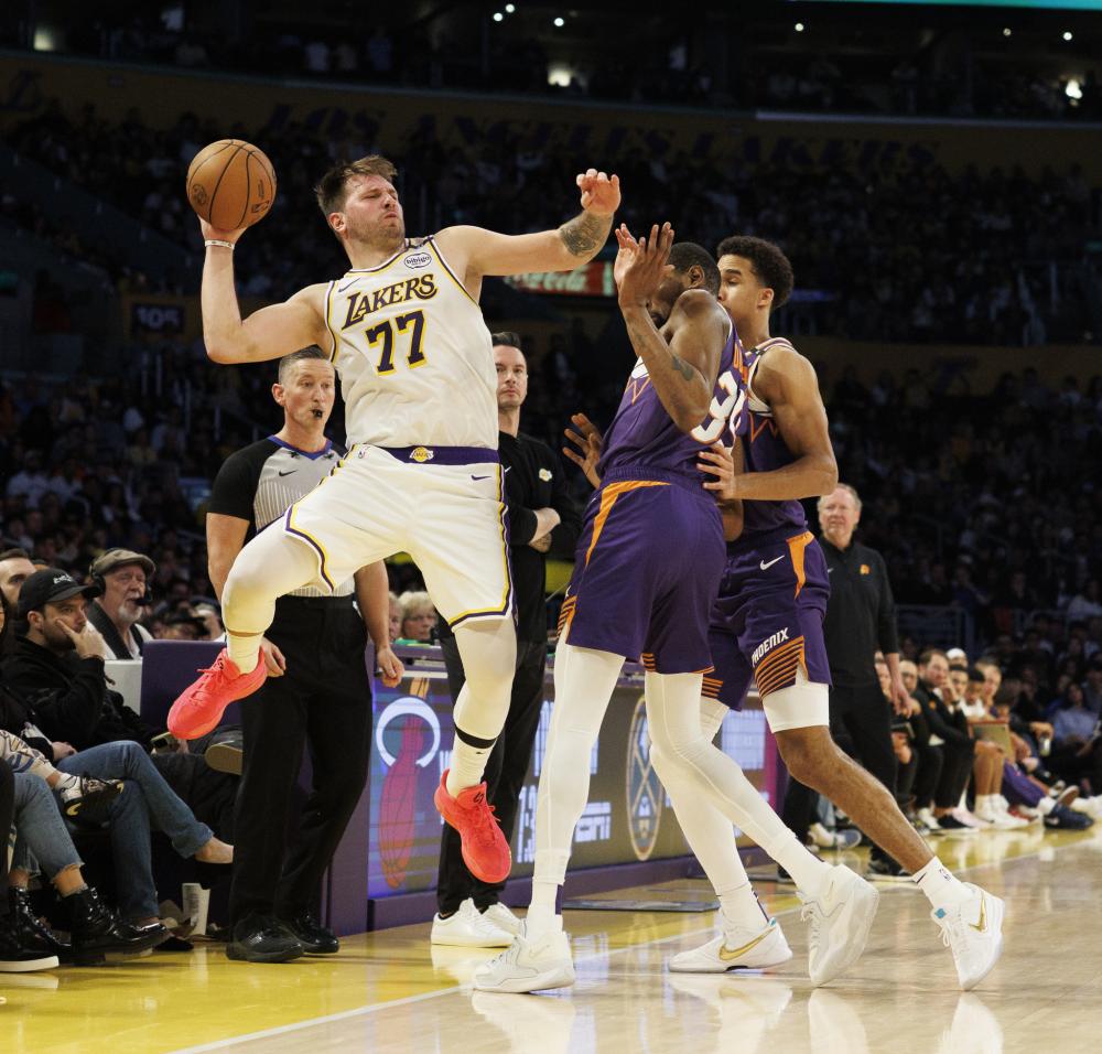 为比赛增添 为比赛增添